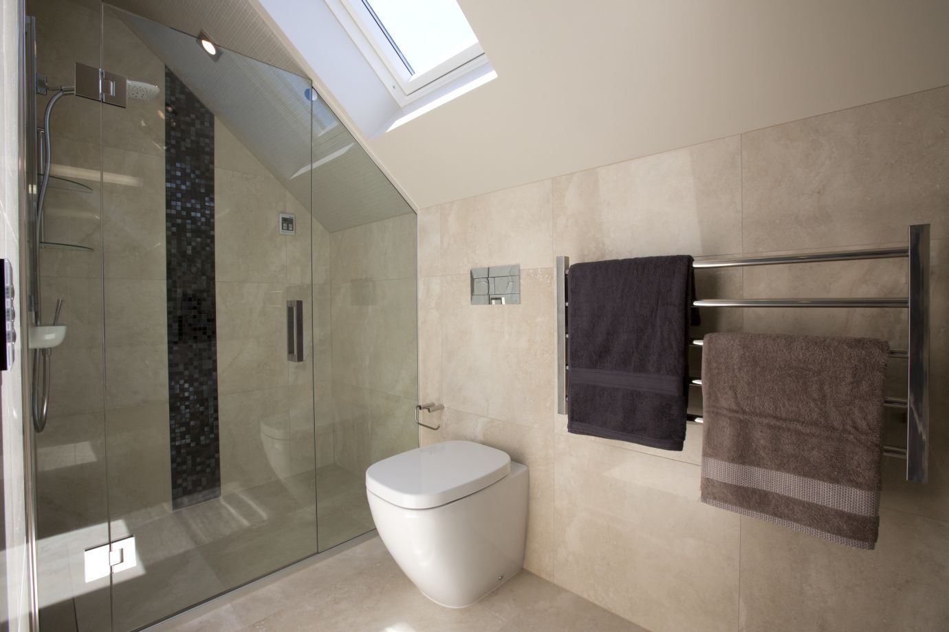 Travertino Bone Bathroom porcelain tiles with Bisazza shower feature