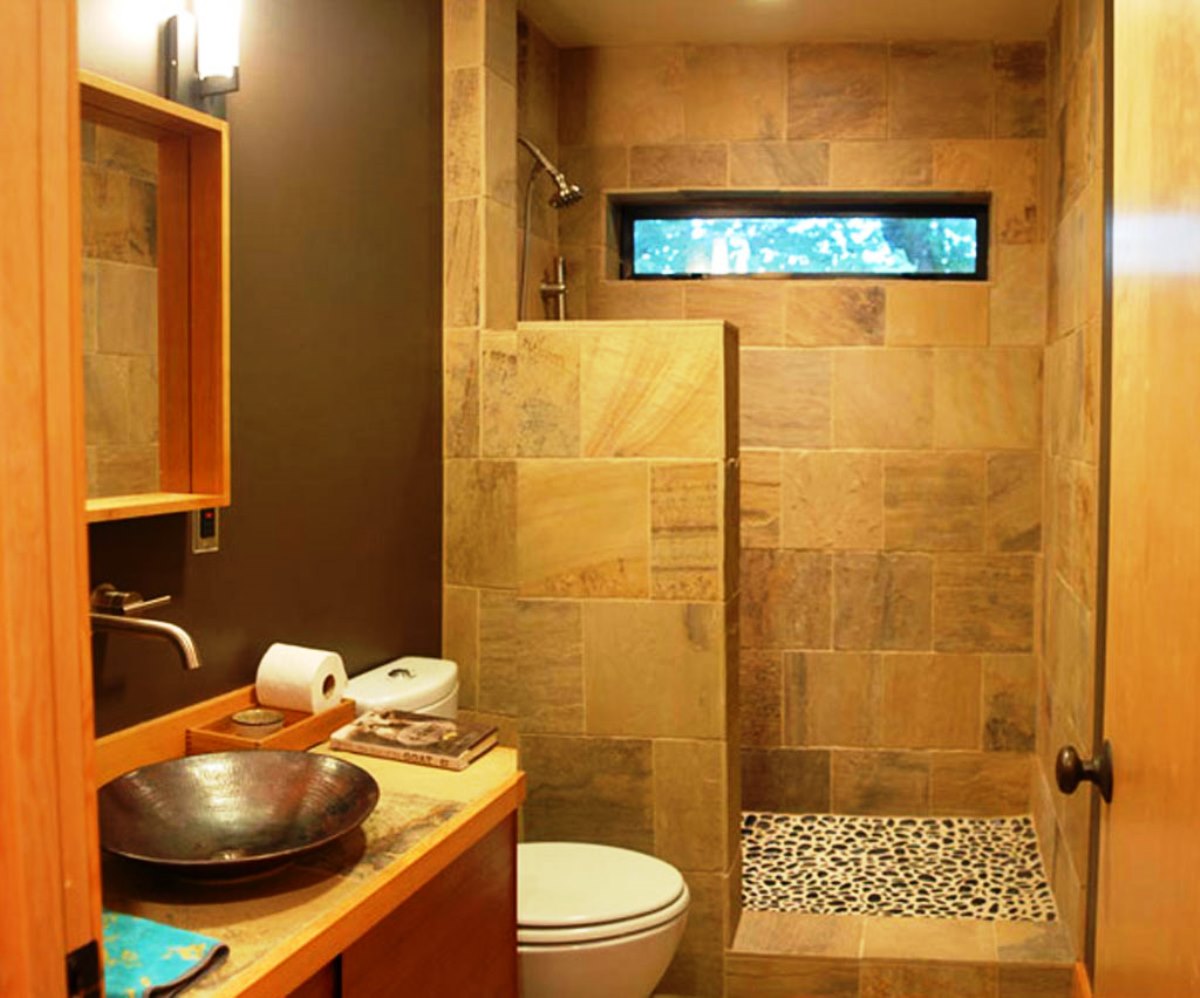 designer-bathrooms-traditional-bathroom-cozy