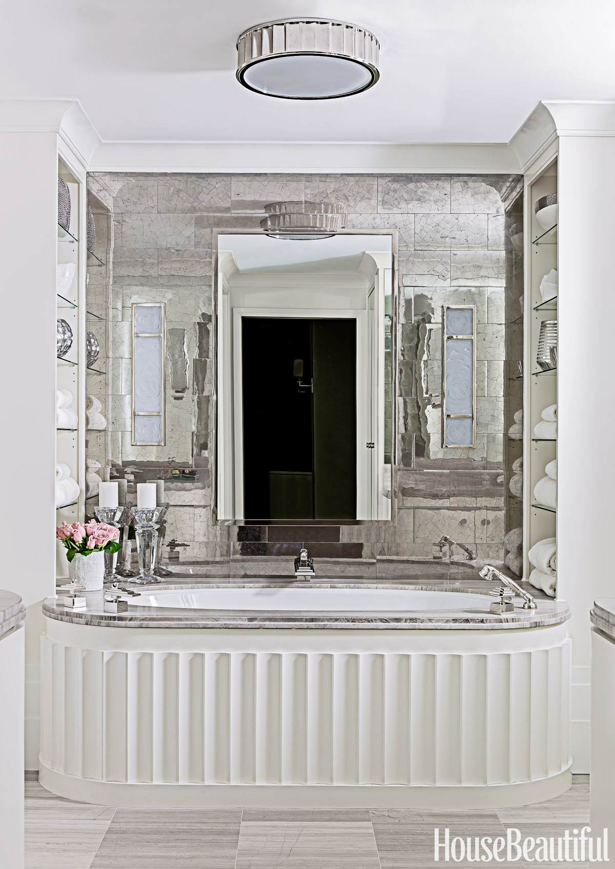 1423864400-hbx-art-deco-bathroom-0315