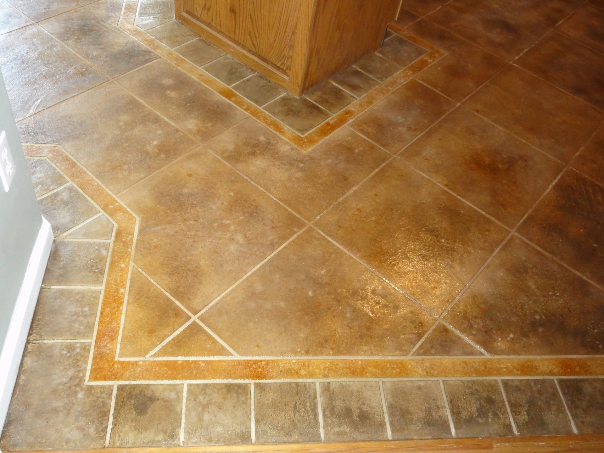 Floor-Tile-Patterns-For-Kitchens