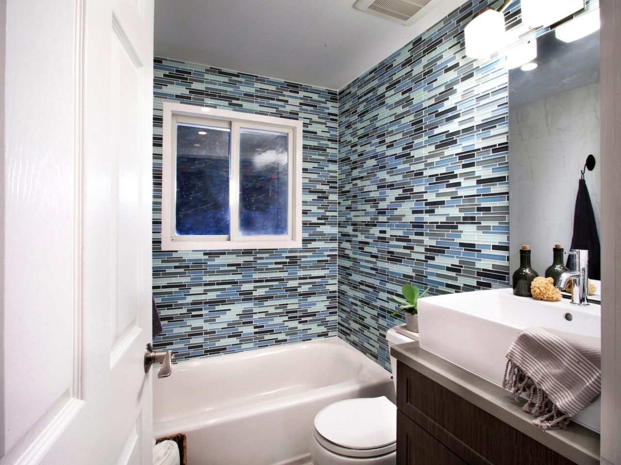 HCOCL112H_Bathroom-Glass-Tiles_After.jpg.rend.hgtvcom.1280.960