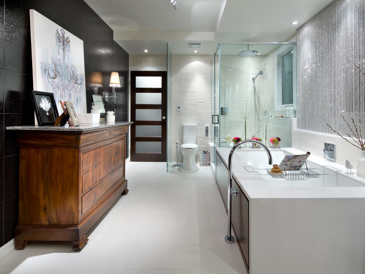 HCTAL211L_Candice-Olson-Eclectic-Luxury-Bathroom.jpg.rend.hgtvcom.1280.960