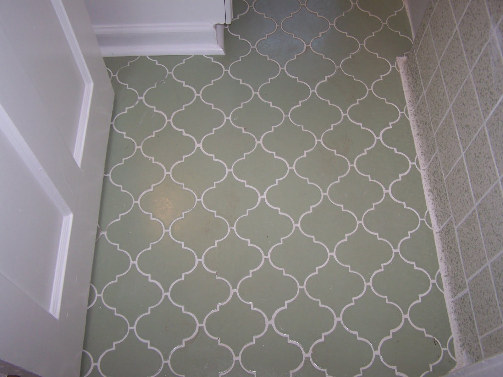 Herringbone-Floor-Tile-Pattern