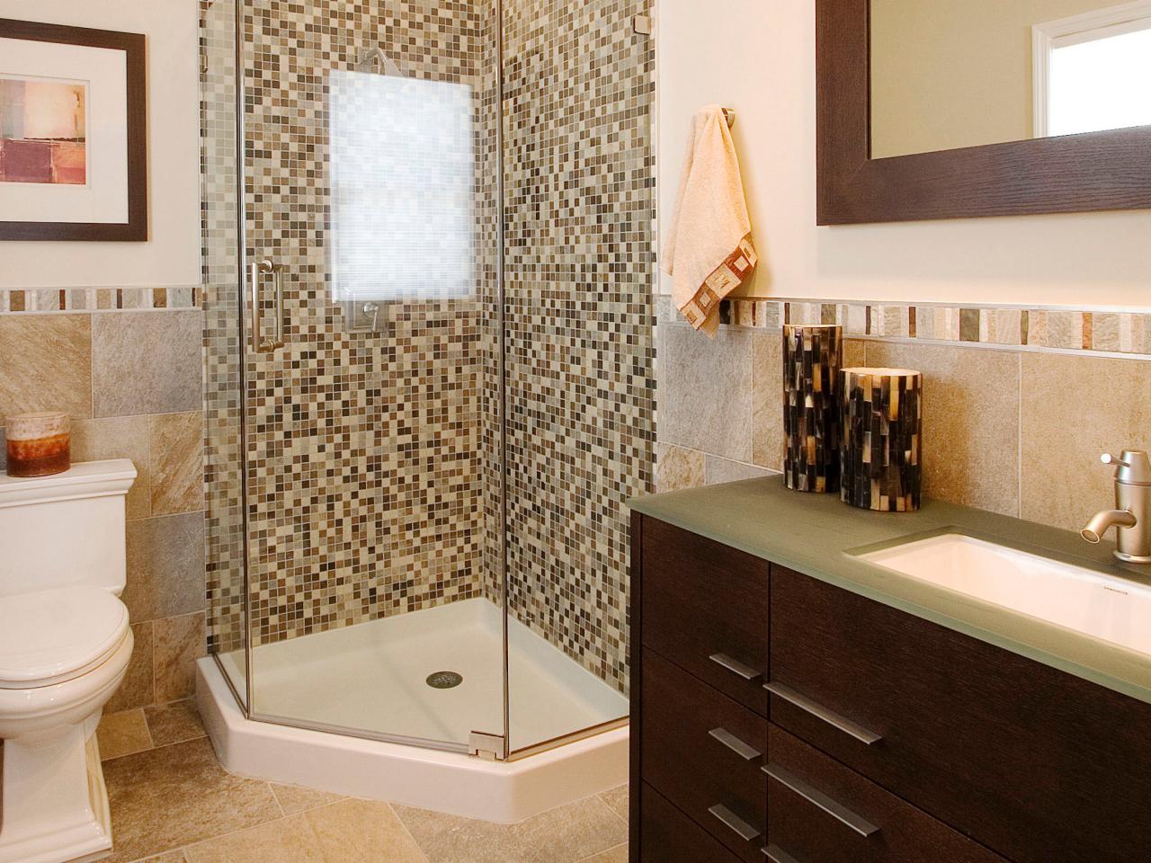 SP0022_RX-small-shower-bath_s3x4.jpg.rend.hgtvcom.1280.960