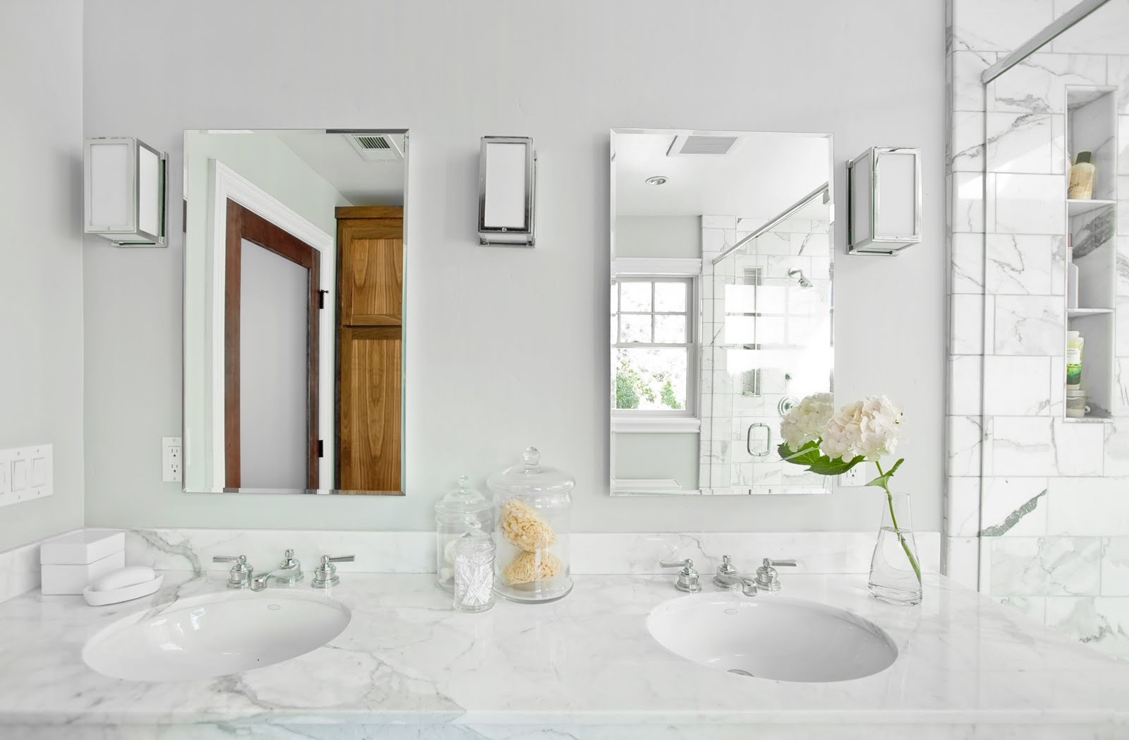 bath vanity mirrors