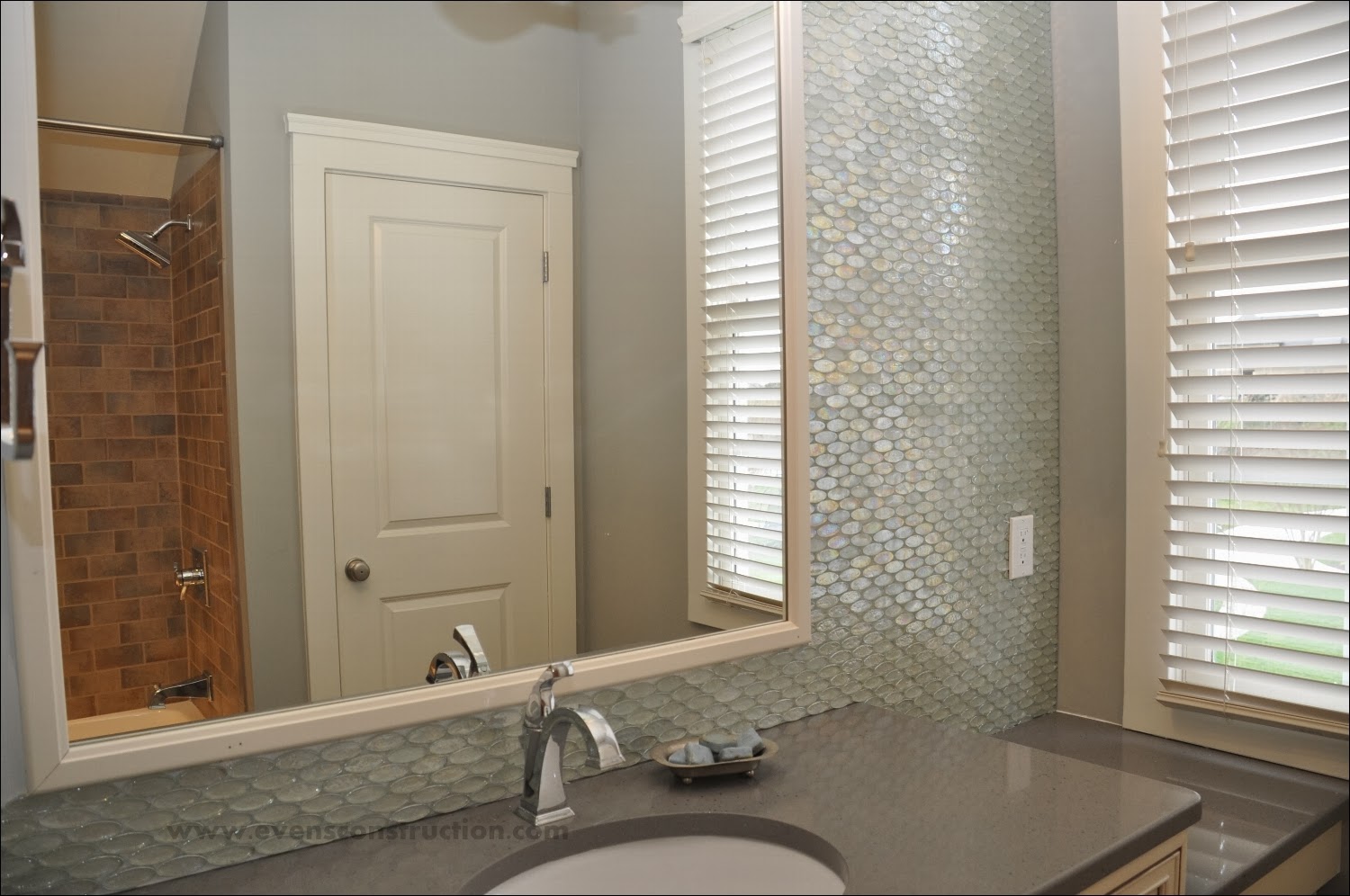bathroom-fancy-small-bathroom-design-ideas-in-cool-amazing-glass-bathroom-wall-tiles-amazingly-cool-tile-ideas-to-spruce-your-small-bathroom