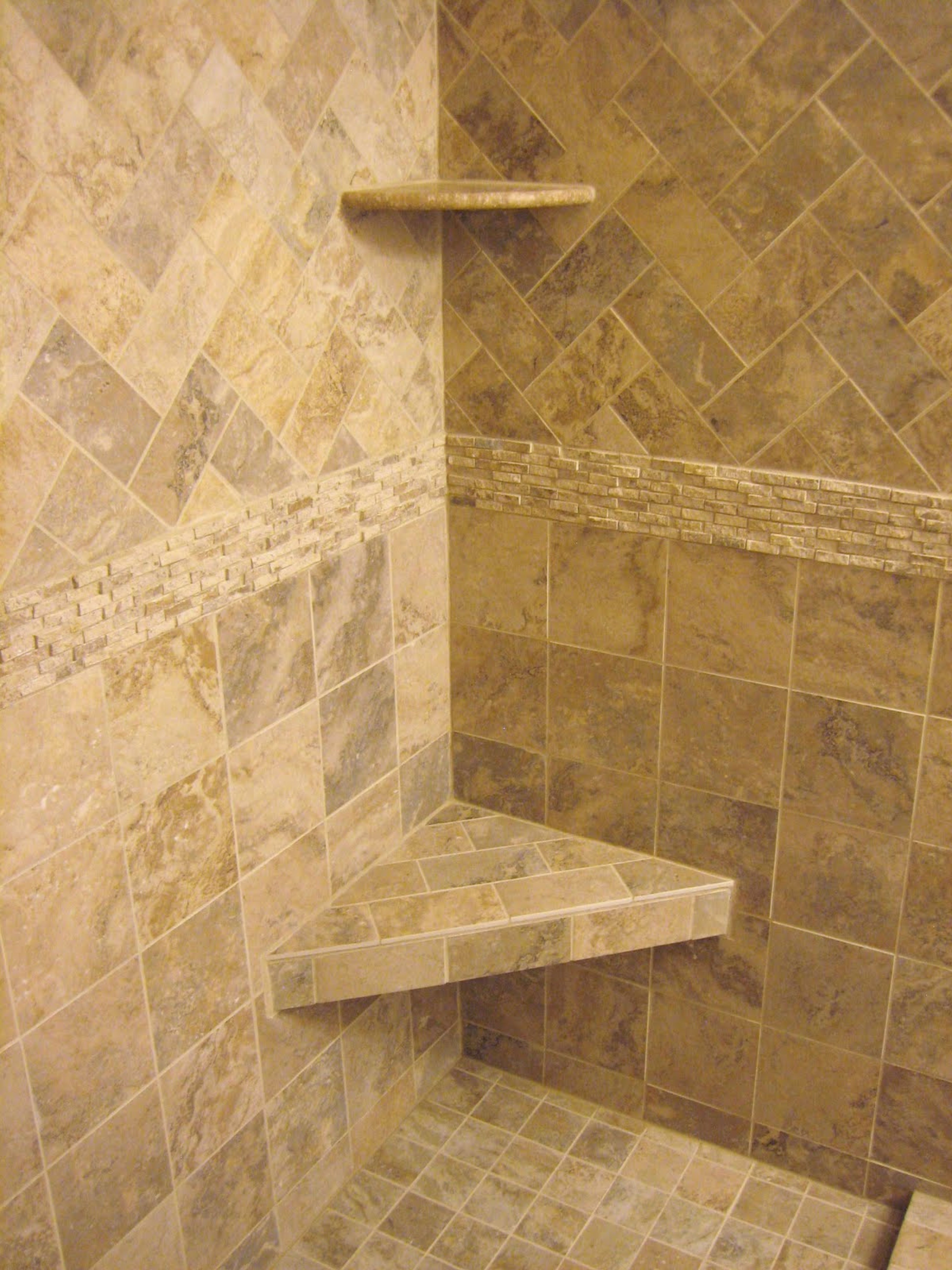 bathroom-tile-ideas-for-small-bathrooms