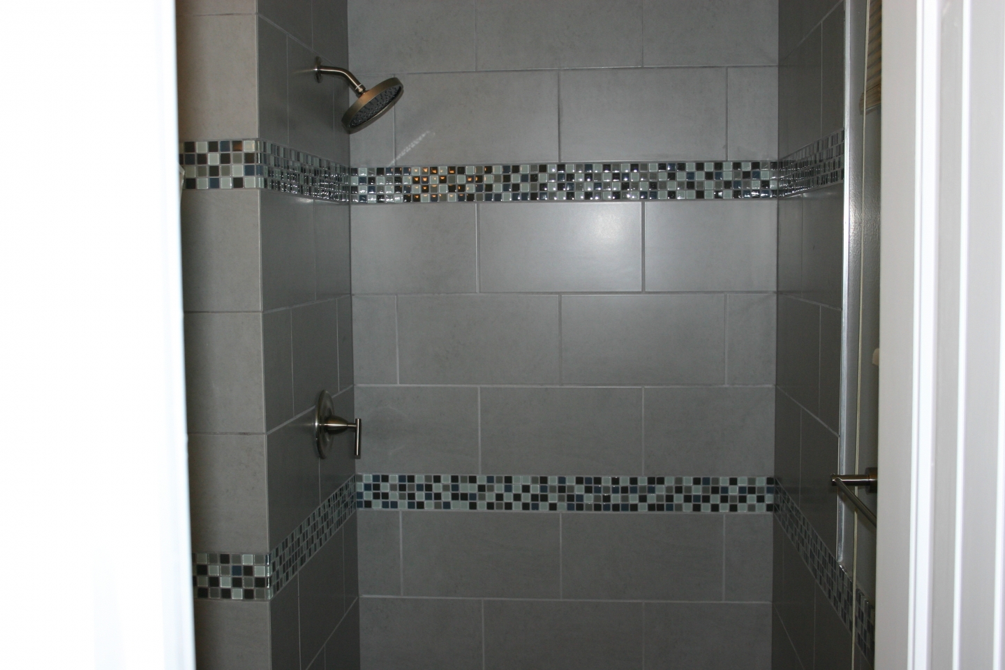 bathroom-tile-ideas-layout