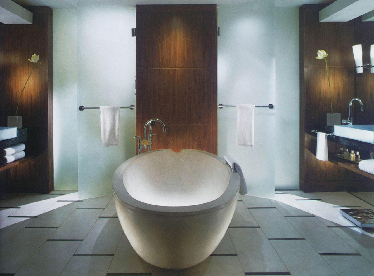 high-end-bathroom-designs-551caf35020db