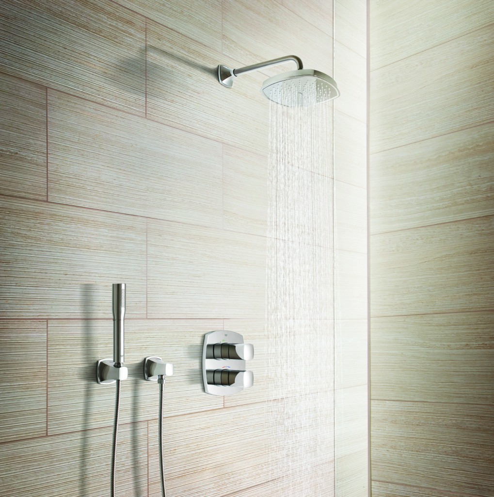 wood-tile-shower-floor-bathroom--bathroom-luxury-bathroom-design-with-wood-pattern-tiles